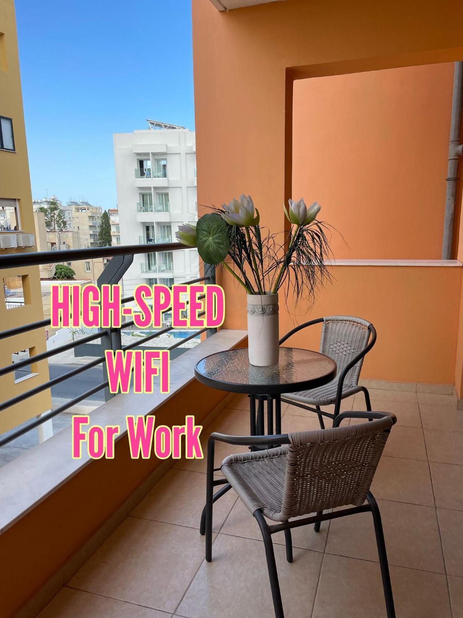 Vip Resort Apartment On Makenzie Beach Larnaca Exterior foto