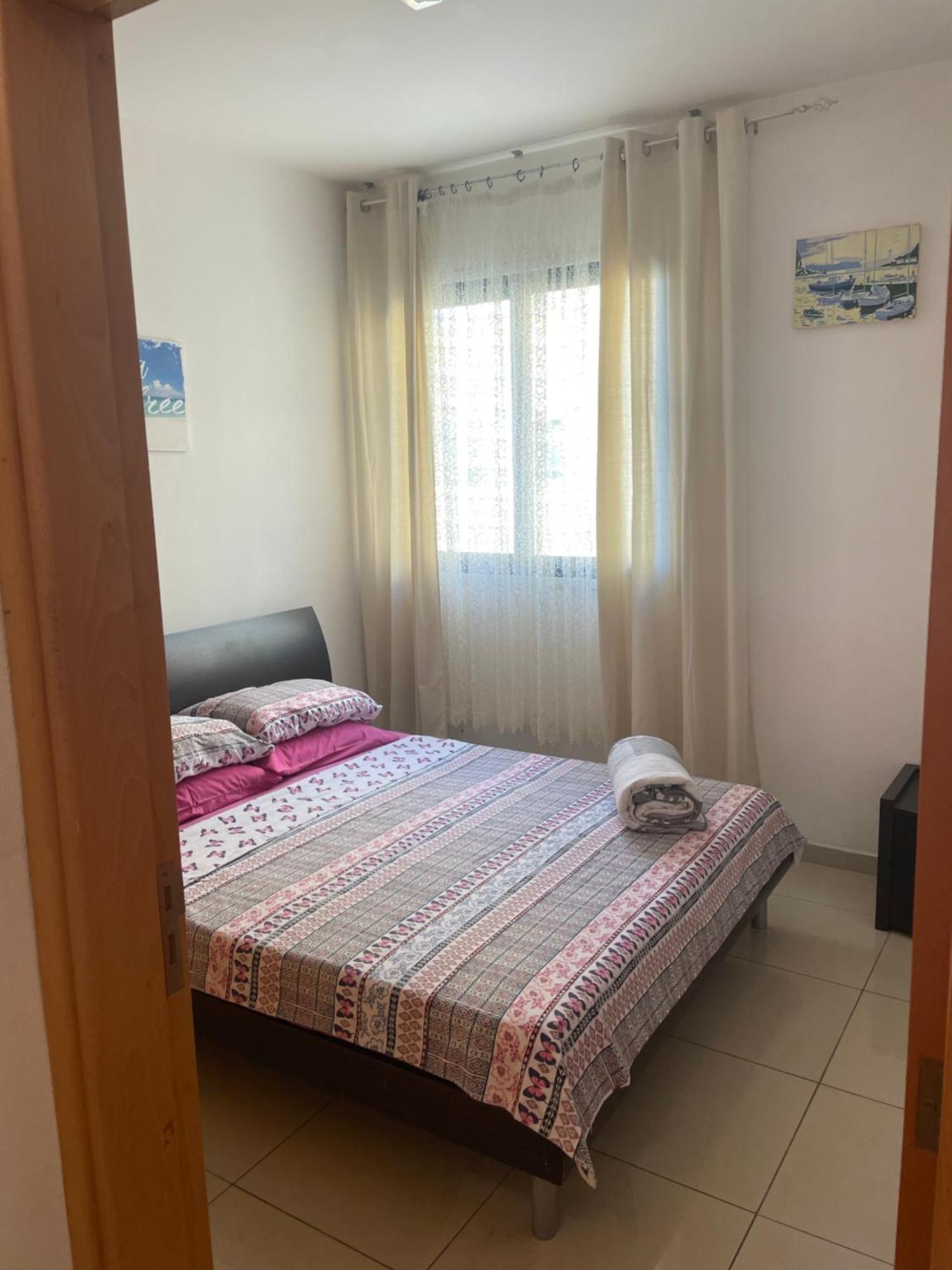 Vip Resort Apartment On Makenzie Beach Larnaca Exterior foto